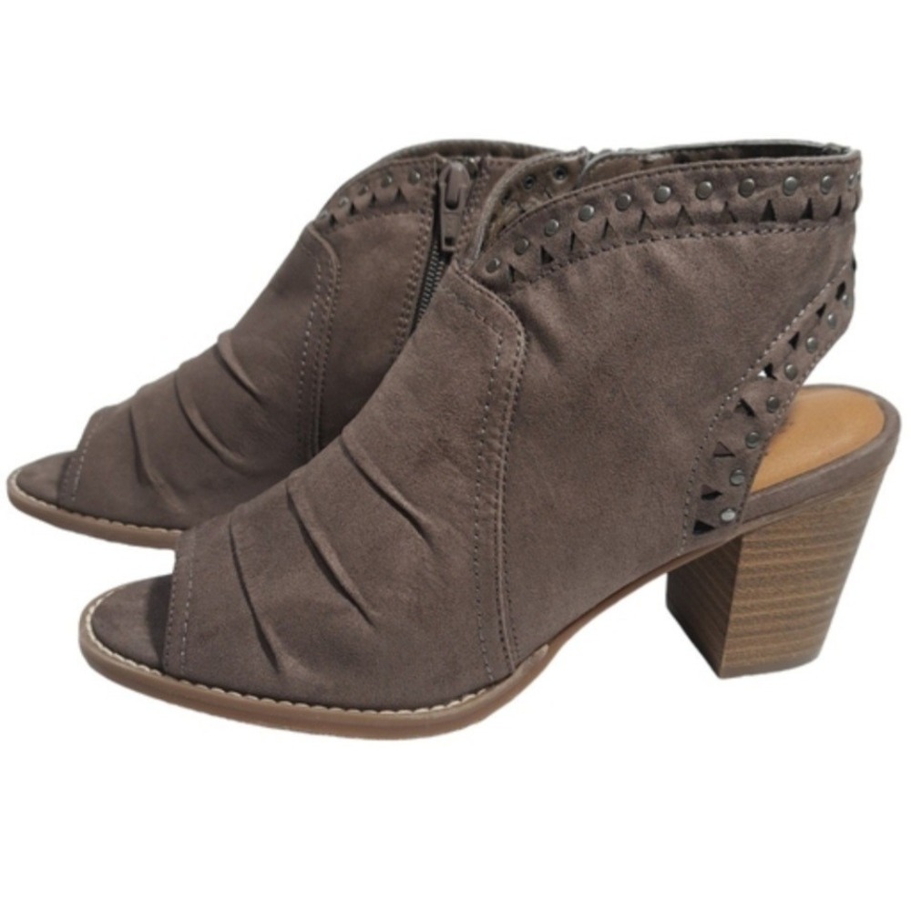 Sonoma Women's Size 8M Brown Comfort Wedge Slip-On Zip Shoes Studded Casual Work
